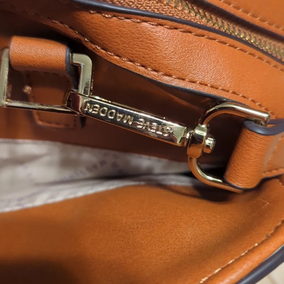 *new without tags* NWOT Steve Madden Leather Cross Body Satchel Floral Purse - Picture 7 of 10